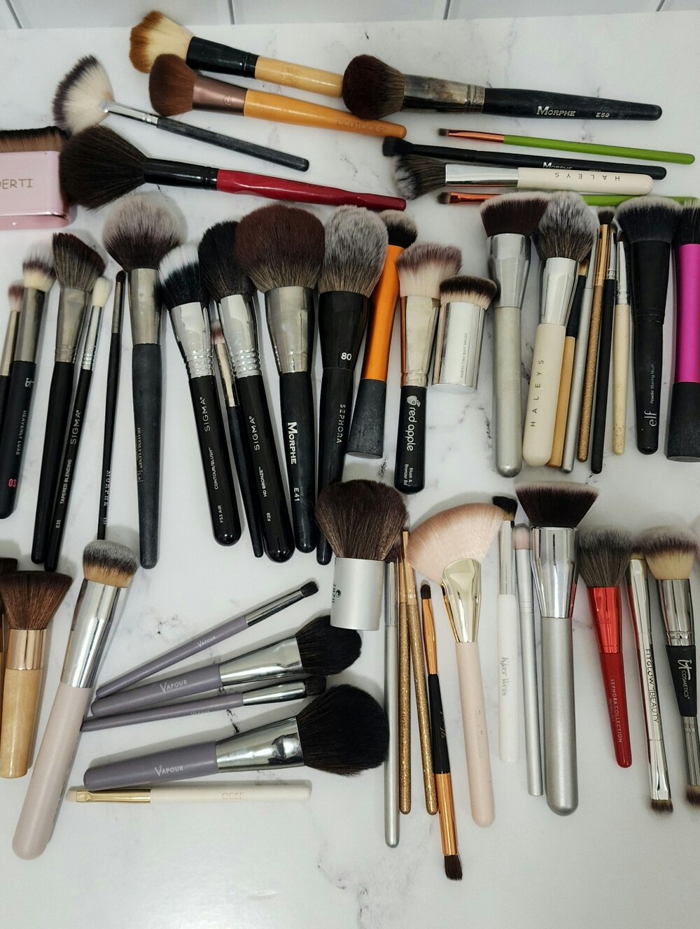 Large Makeup Brush Bundle - 54 Brushes